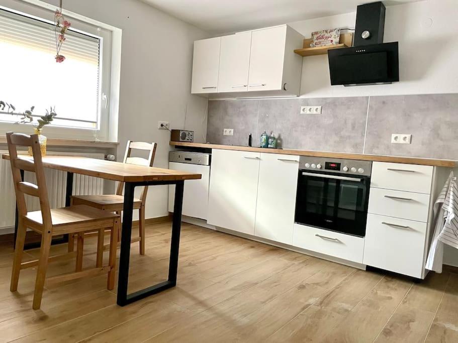 Schoene 80qm In Bester Lage Appartement
